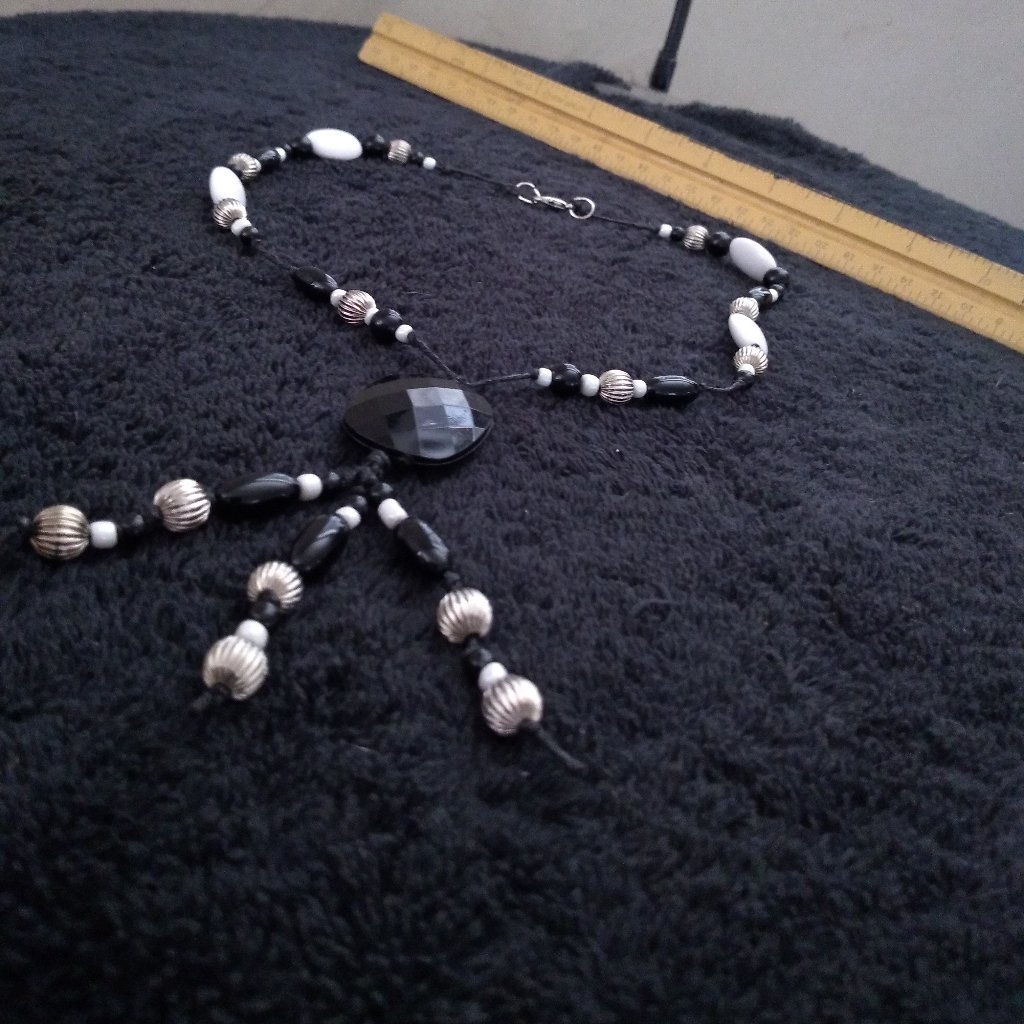 Simulated Black Quartz Made In Resin Silver Ball Charms 21$